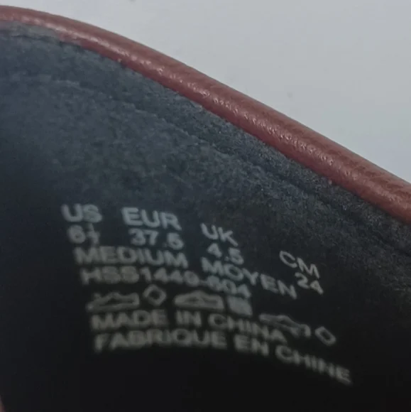 SOFT STYLE Hush Puppies Size 6.5 Maroon Leather Loafers with Buckle - Picture 3 of 16